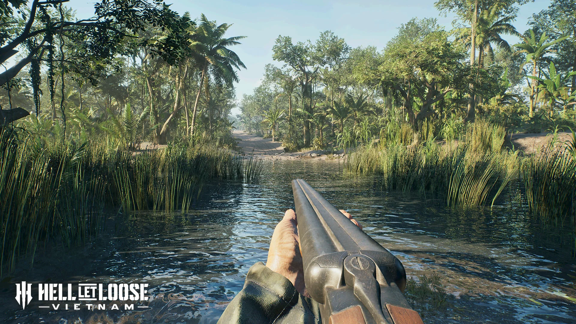 Infantry moving through a Vạn Tường waterway
